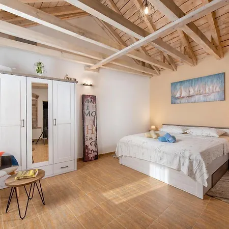 House Niva