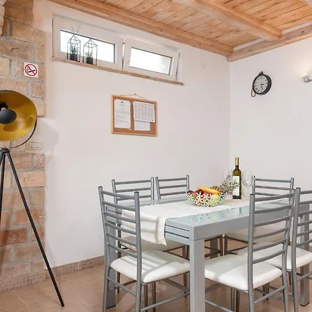 House Niva Marina