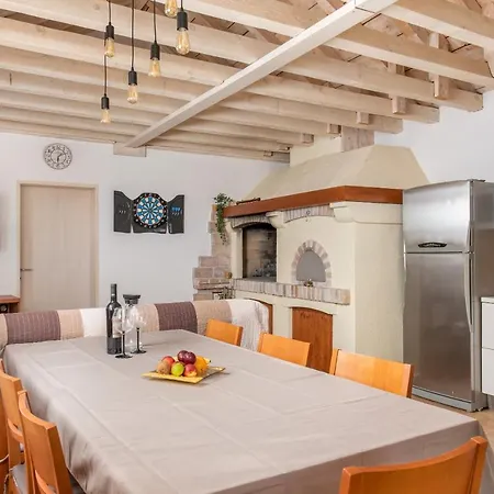 House Niva マリナ